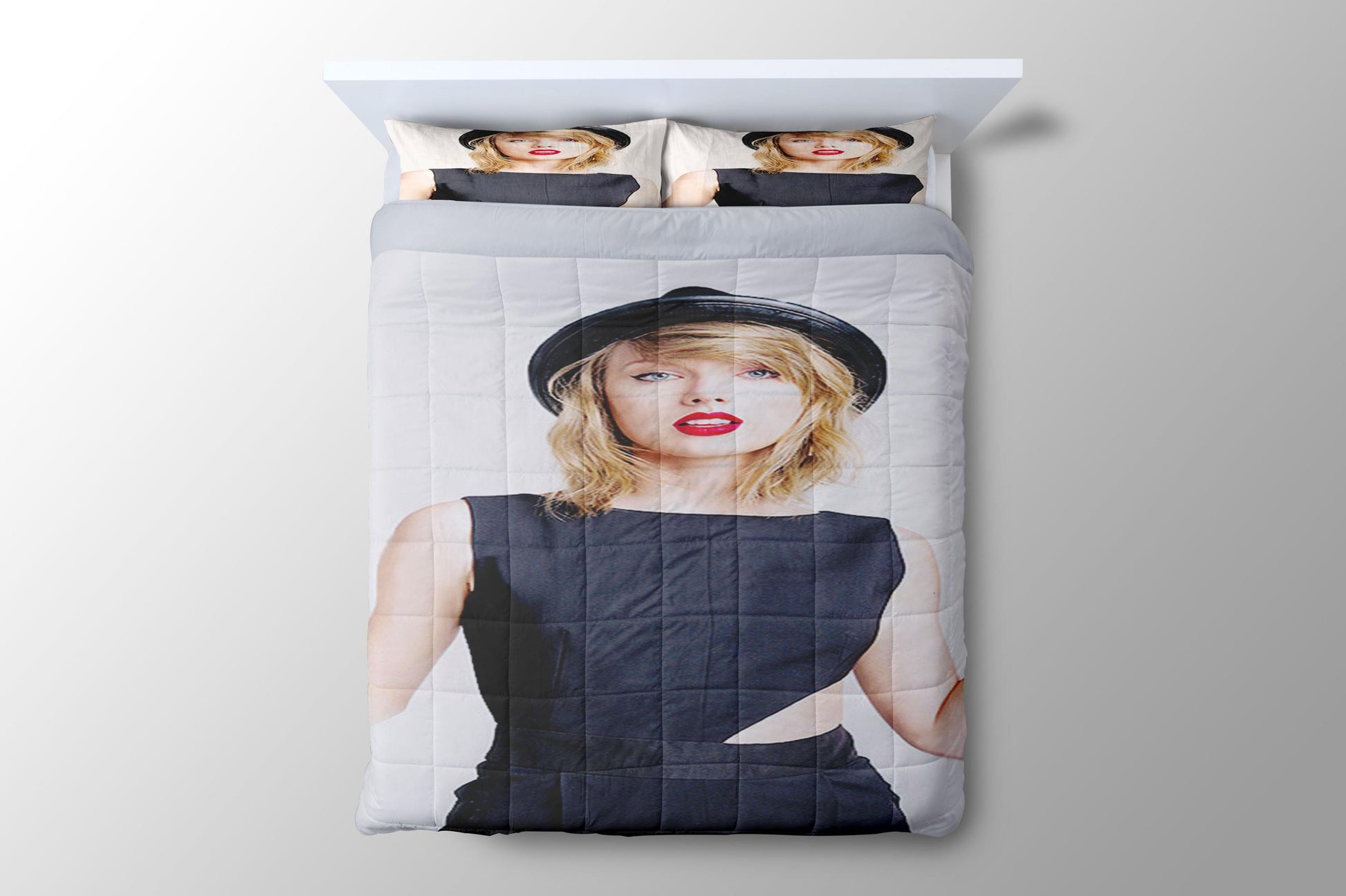 Taylor Swift Cover Album Red Lips Duvet Cover - King