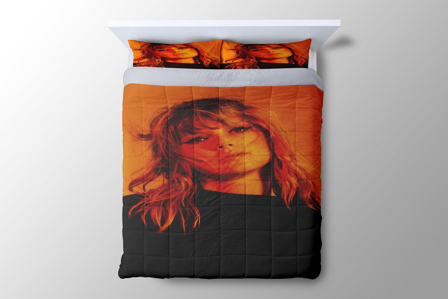 Taylor Swift Pose Duvet Cover - King