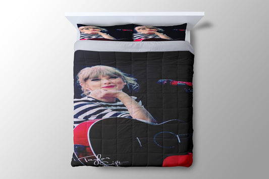 Taylor Swift Red Tour Duvet Cover - King