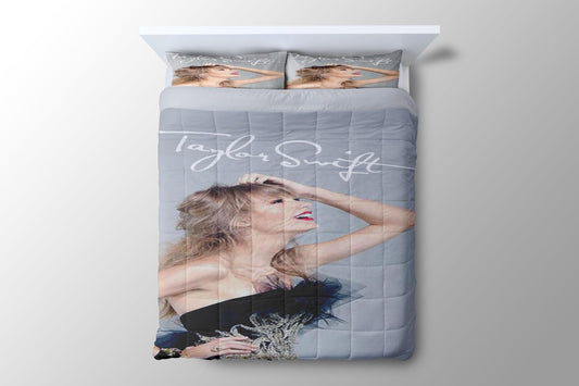 Taylor Swift Singer 1989 Duvet Cover - King