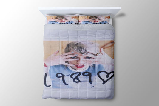 Taylor Swift Singer Bad Boy Duvet Cover - King